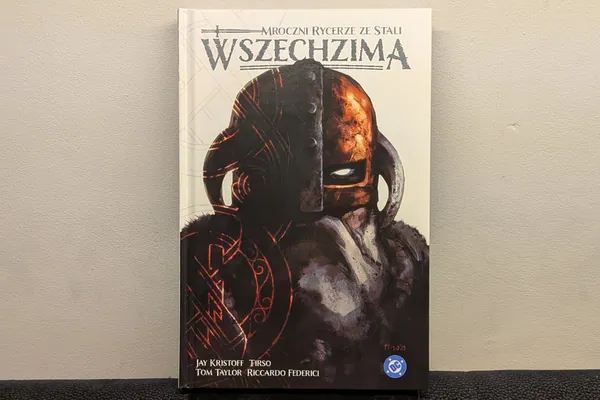 Deathstroke wikingiem. Recenzja komiksu „Wszechzima” z serii "Mroczni Rycerze ze stali"